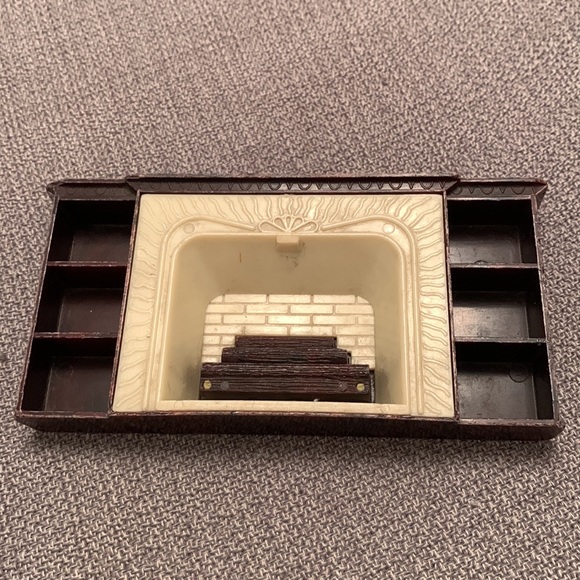 Vintage Plasco Plastic Dollhouse Fireplace Toy with Bookshelves Made in USA - Picture 2 of 10